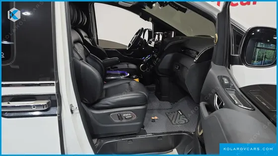 HYUNDAI STARIA L3.5 LOUNGE 9-SEATER