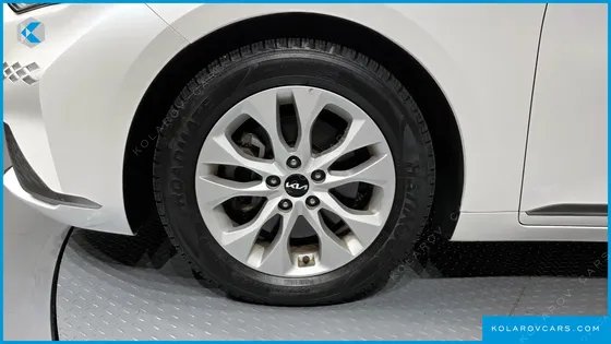 KIA K8 2.5 GASOLINE 2WD