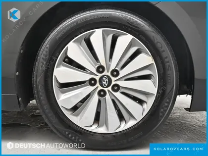 HYUNDAI GRANDEUR PREMIUM