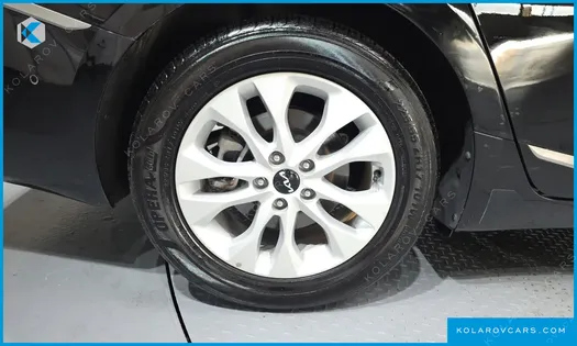 KIA K8 2.5 GASOLINE 2WD
