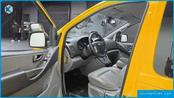 HYUNDAI STAREX 4WD GUARD CAR OF CHIDREN