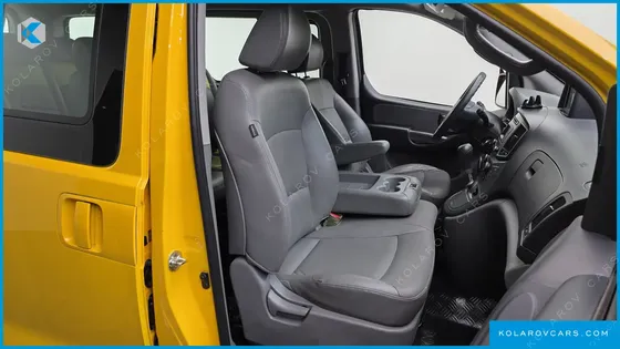 HYUNDAI STAREX 4WD GUARD CAR OF CHIDREN
