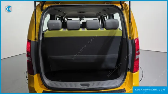 HYUNDAI STAREX 4WD GUARD CAR OF CHIDREN