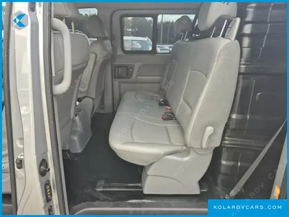 HYUNDAI STAREX 5-SEATER LPI VAN