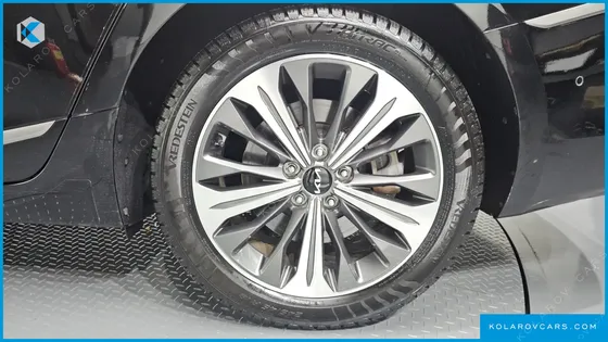 KIA K8 3.5 GASOLINE 2WD
