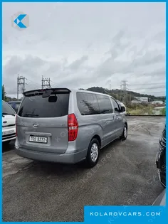 HYUNDAI STAREX 12-SEATER WAGON