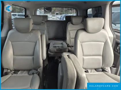 HYUNDAI STAREX 12-SEATER WAGON