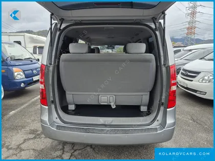 HYUNDAI STAREX 12-SEATER WAGON