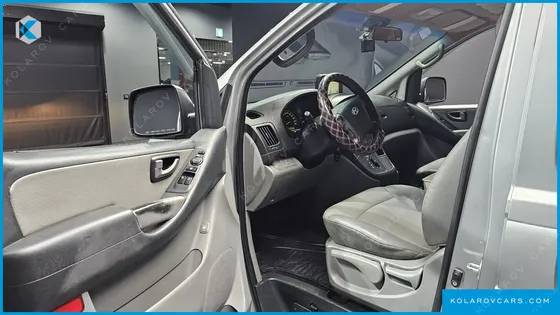 HYUNDAI STAREX CAMPING CAR