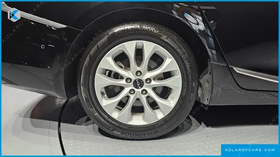 KIA K8 2.5 GASOLINE 2WD