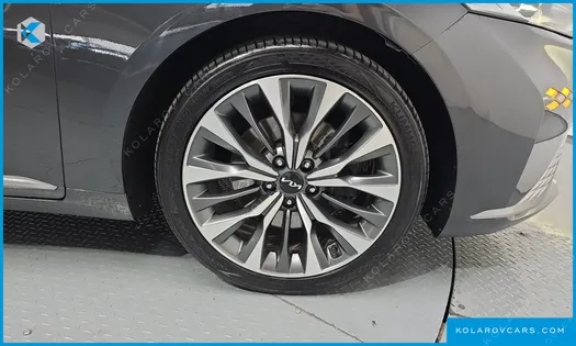 KIA K8 2.5 GASOLINE 2WD