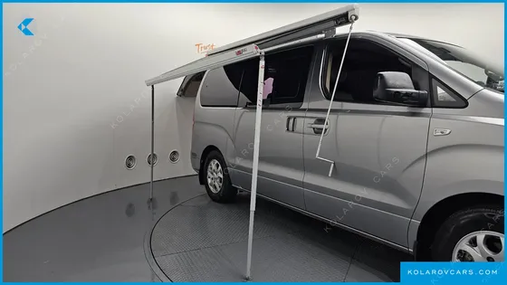 HYUNDAI STAREX CAMPING CAR