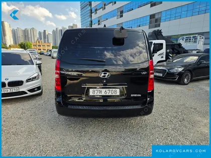 HYUNDAI STAREX 3-SEATER VAN