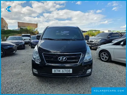 HYUNDAI STAREX 3-SEATER VAN