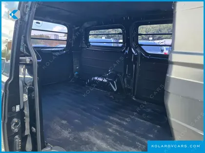 HYUNDAI STAREX 3-SEATER VAN