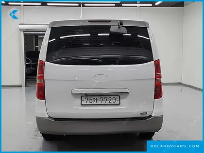 HYUNDAI STAREX 11-SEATER WAGON HVX