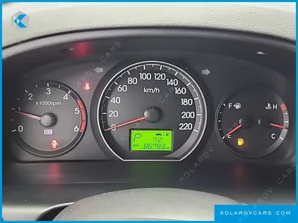 HYUNDAI STAREX 11-SEATER WAGON HVX