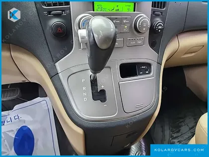 HYUNDAI STAREX 11-SEATER WAGON HVX
