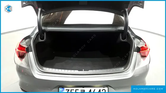 KIA K8 2.5 GASOLINE 2WD