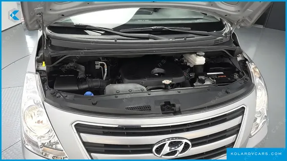 HYUNDAI STAREX 12-SEATER WAGON