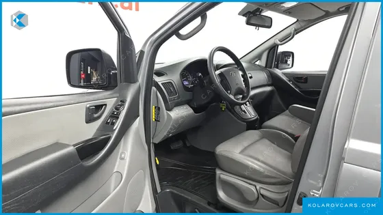 HYUNDAI STAREX 12-SEATER WAGON
