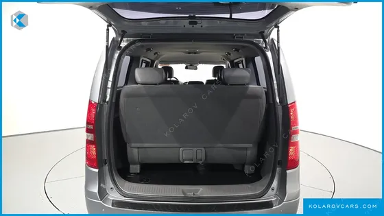 HYUNDAI STAREX 12-SEATER WAGON
