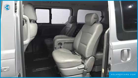 HYUNDAI STAREX 12-SEATER WAGON