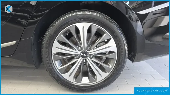 KIA K8 3.5 GASOLINE 2WD