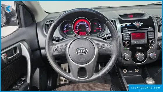 KIA FORTE 2.0 DELUXE