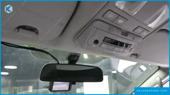 HYUNDAI STAREX 12-SEATER WAGON