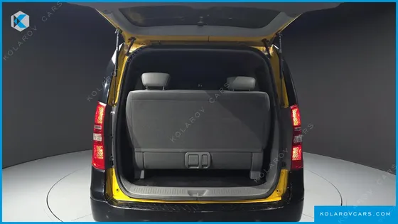 HYUNDAI STAREX 12-SEATER WAGON