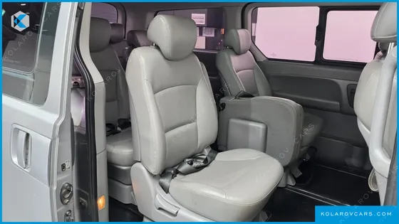 HYUNDAI STAREX 11-SEATER WAGON HVX