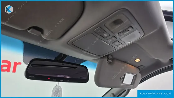 HYUNDAI STAREX 11-SEATER WAGON HVX