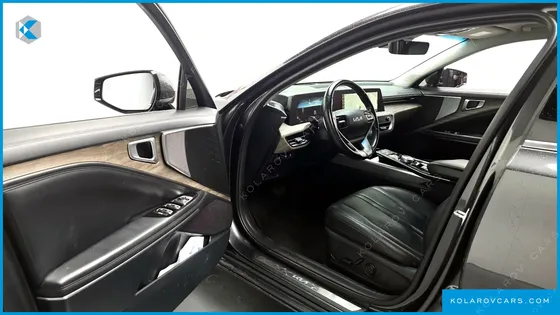 KIA K8 2.5 GASOLINE 2WD