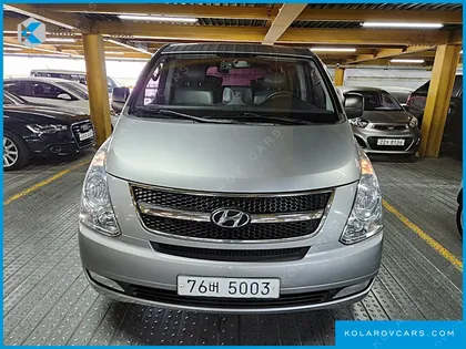 HYUNDAI STAREX 12-SEATER WAGON