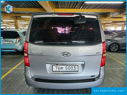 HYUNDAI STAREX 12-SEATER WAGON