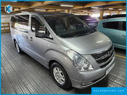 HYUNDAI STAREX 12-SEATER WAGON