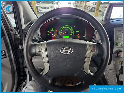 HYUNDAI STAREX 12-SEATER WAGON