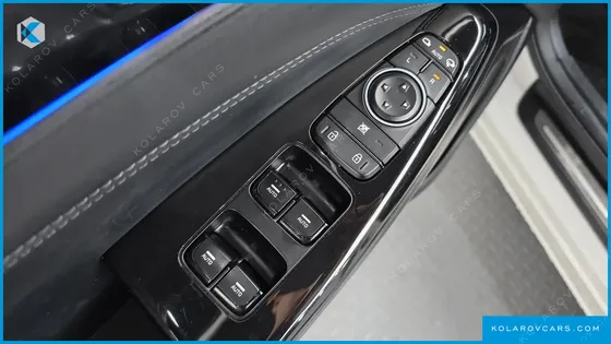 KIA K7 3.0 LPI TRENDY(RENTED CAR)