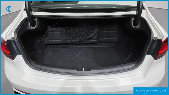 KIA K7 3.0 LPI TRENDY(RENTED CAR)