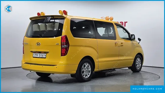 HYUNDAI STAREX GUARD CAR OF CHILDREN