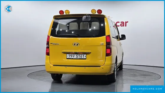 HYUNDAI STAREX GUARD CAR OF CHILDREN