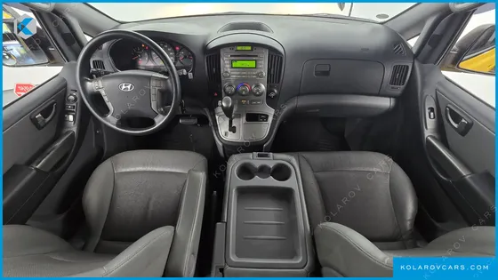 HYUNDAI STAREX GUARD CAR OF CHILDREN