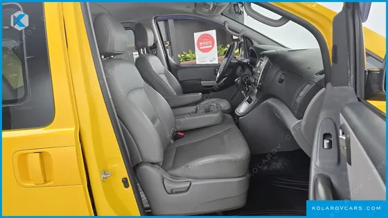 HYUNDAI STAREX GUARD CAR OF CHILDREN