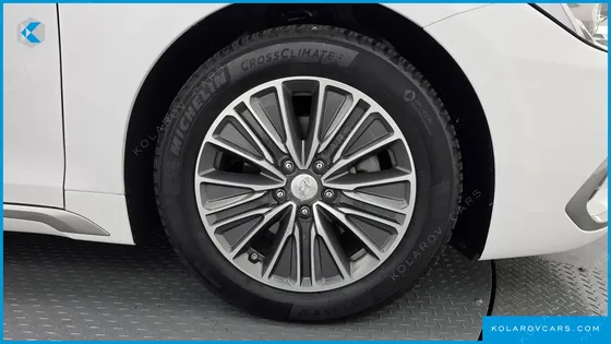 HYUNDAI GRANDEUR EXCLUSIVE