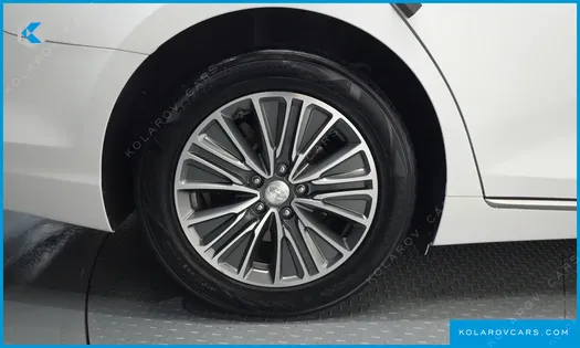 HYUNDAI GRANDEUR EXCLUSIVE