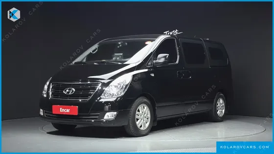 HYUNDAI STAREX 5-SEATER VAN