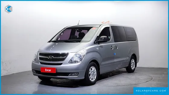 HYUNDAI STAREX 5-SEATER VAN