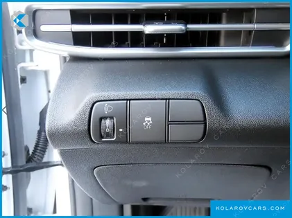 HYUNDAI ELANTRA (AVANTE) 1.6