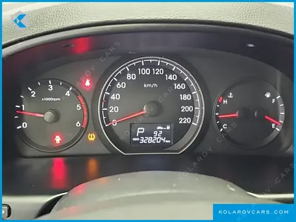 HYUNDAI STAREX REFRIGERATED CAR